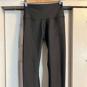 ALO Womens High-Waist Airlift 7/8 Legging in Black Size Small